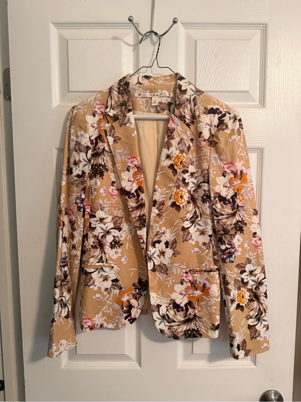 Chelsea & Violet Tan Floral Blazer Jacket